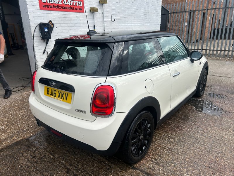 MINI COOPER HATCHBACK 3DR PETROL MANUAL EURO 6 S S 136 PS 10 JUST...